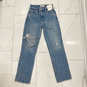 Abercrombie Womens 90’s Straight Ultra High Rise Jeans 25 / 0s